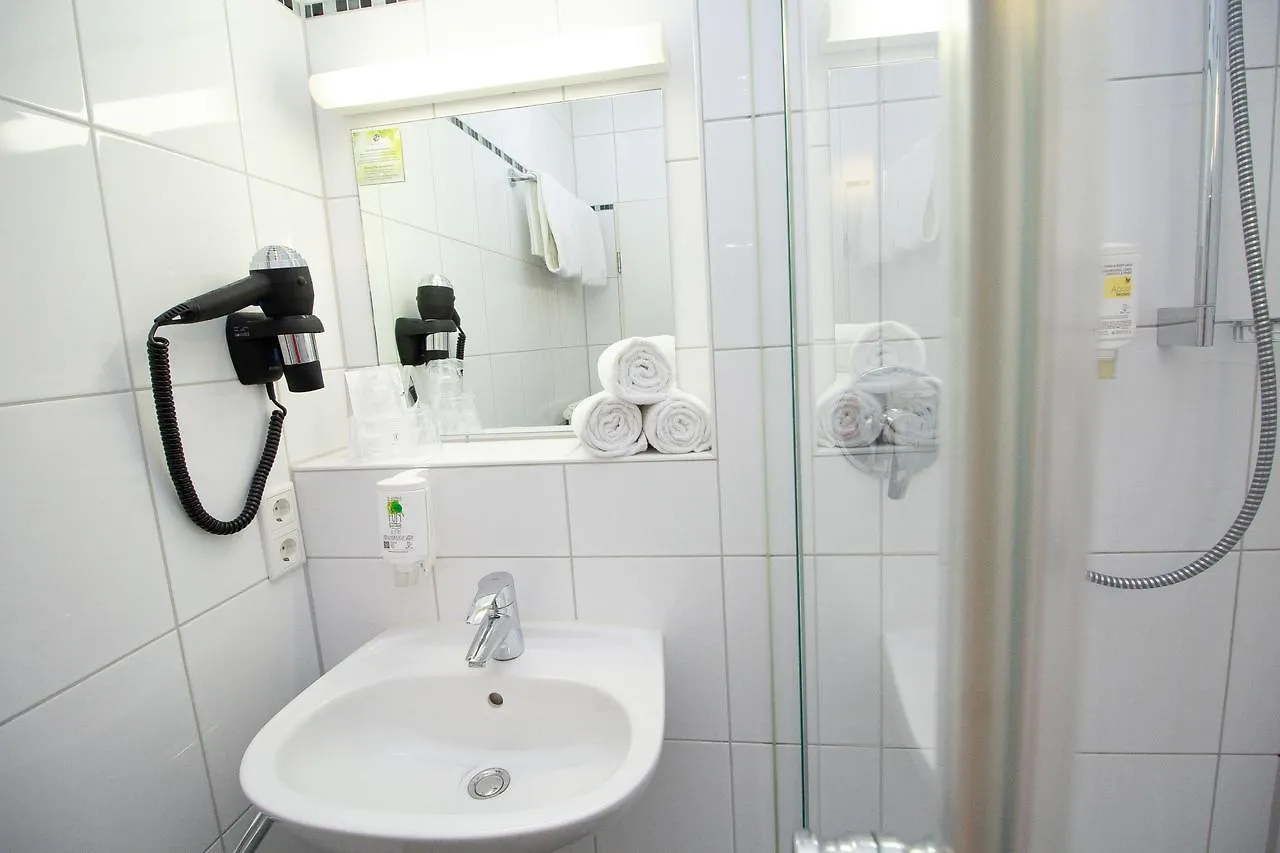 Hotel Dolomit Munich
