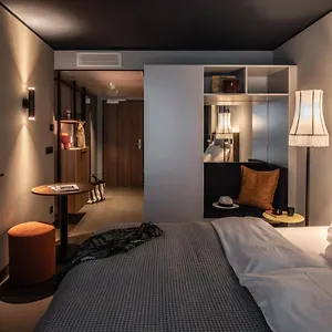 Aparthotel Revo