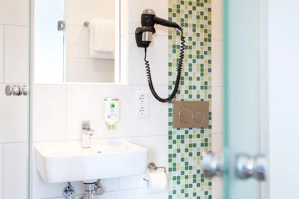 Hotel Dolomit Munich
