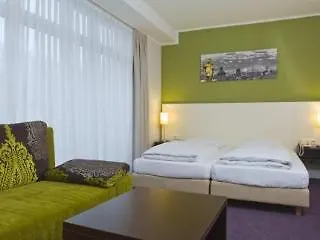 Hotel Dolomit Munich