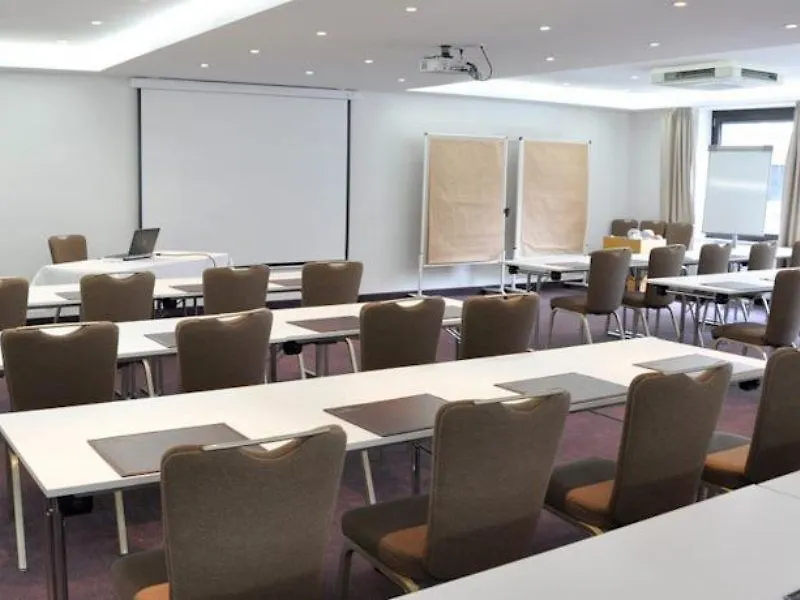 Hotel Dolomit Munich 2*,  Germany