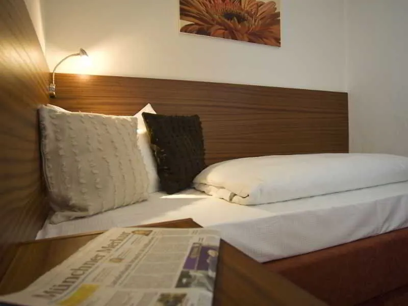 Hotel Dolomit Munich