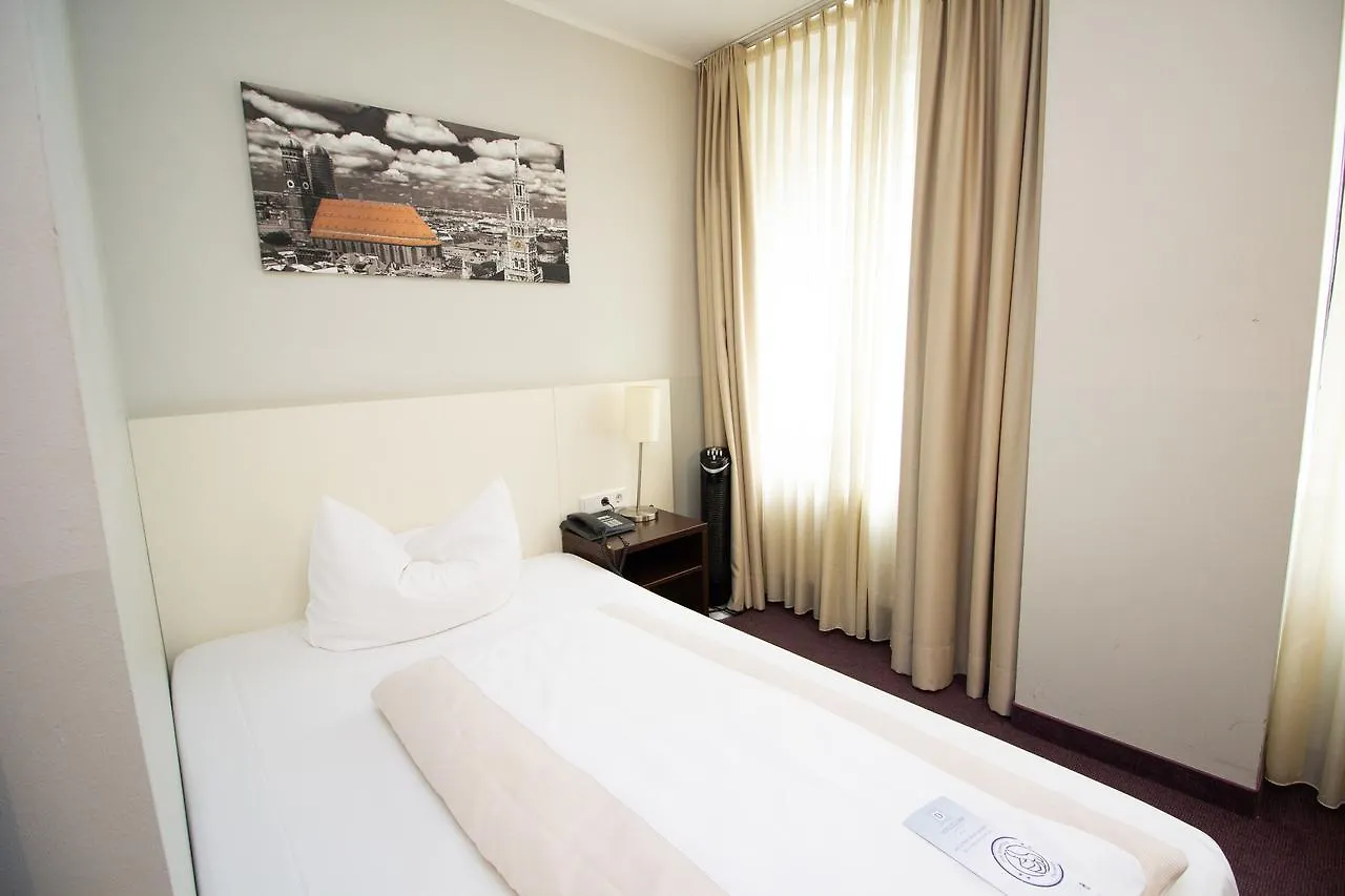 **  Hotel Dolomit Munich Germany