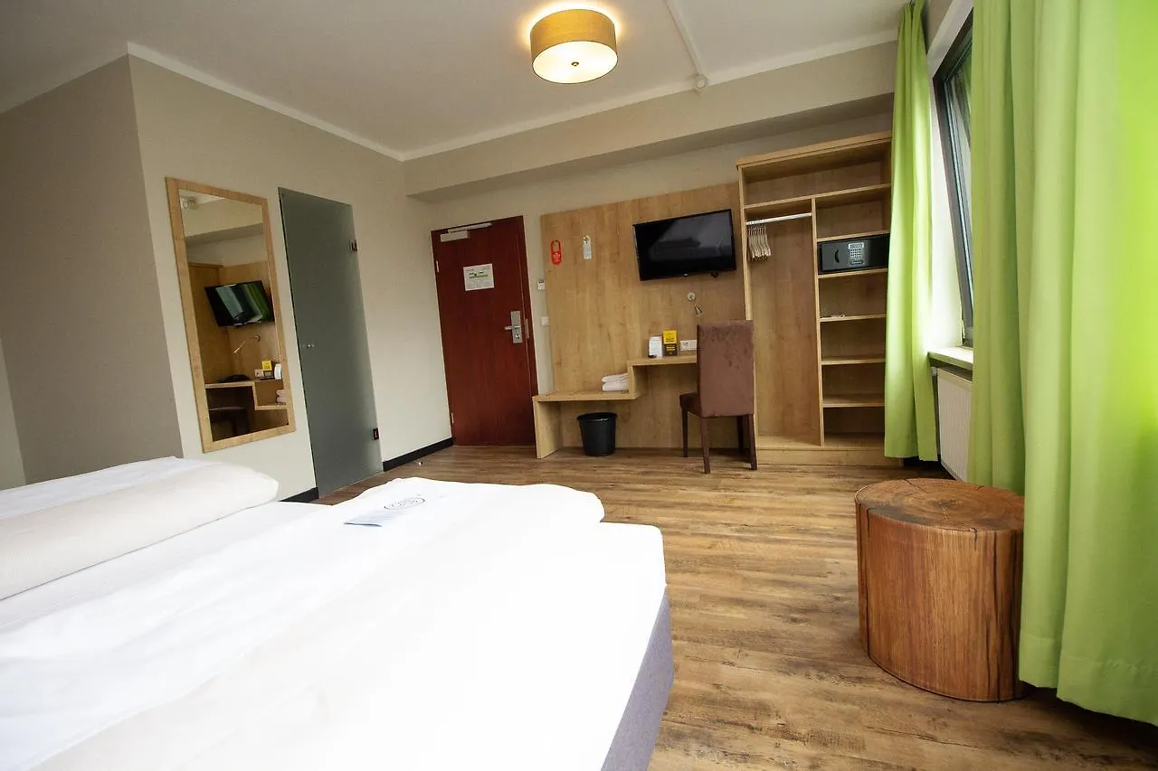Hotel Dolomit Munich