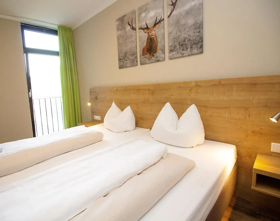 Hotel Dolomit Munich