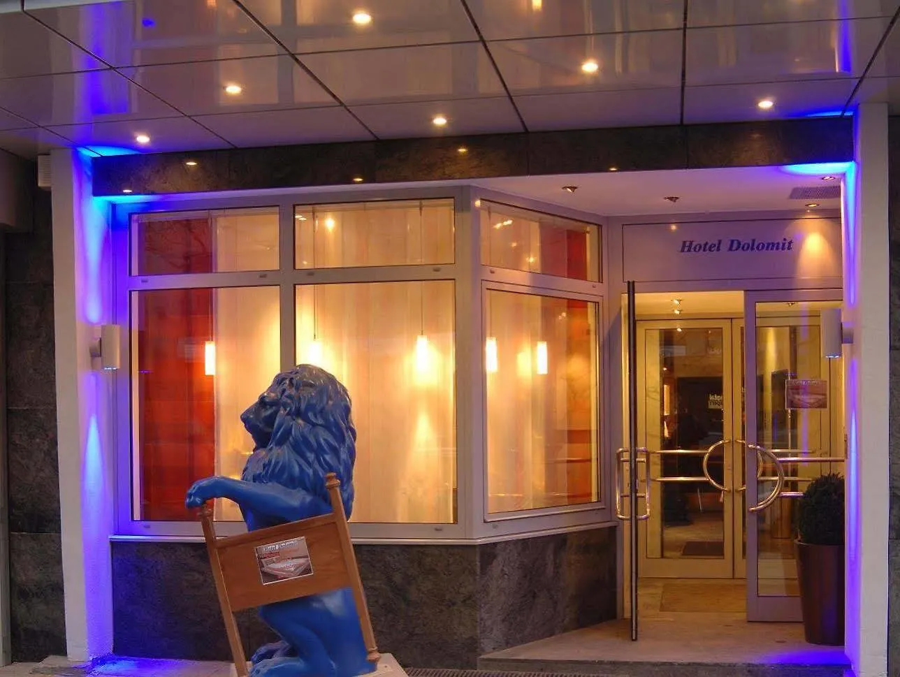 Hotel Dolomit Munich