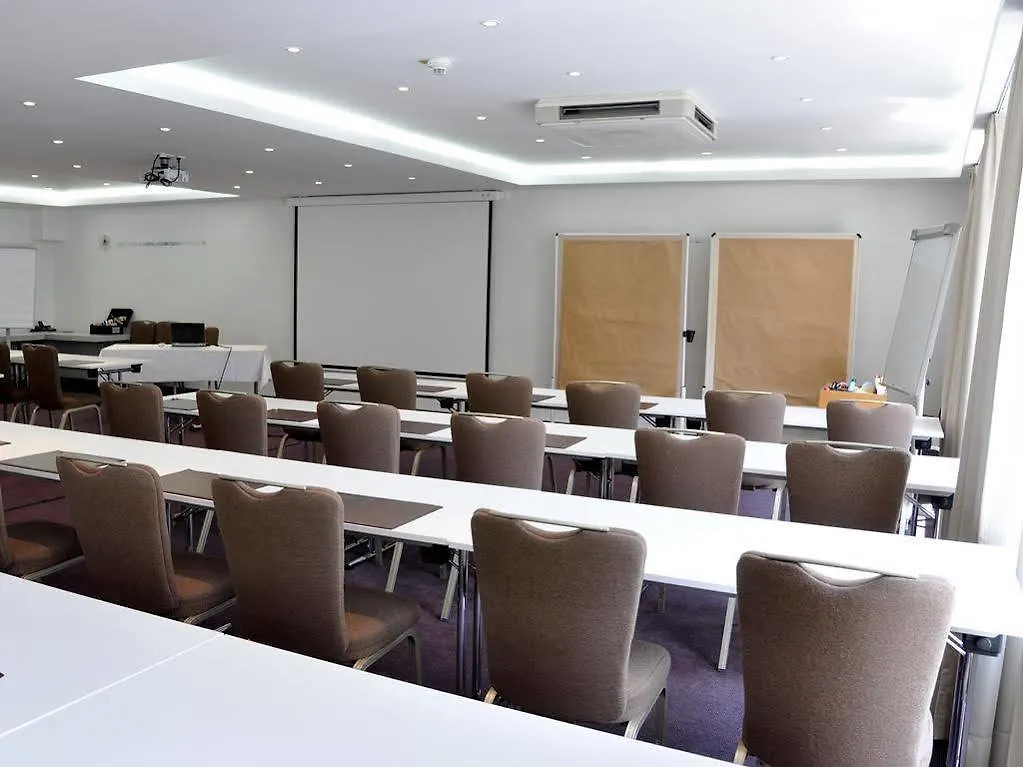 Hotel Dolomit Munich