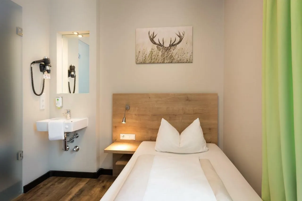 Hotel Dolomit Munich