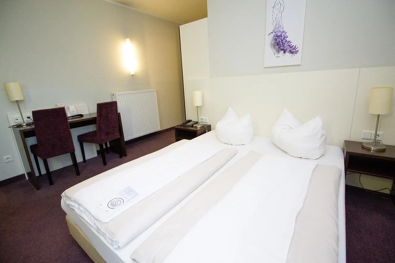 Hotel Dolomit Munique
